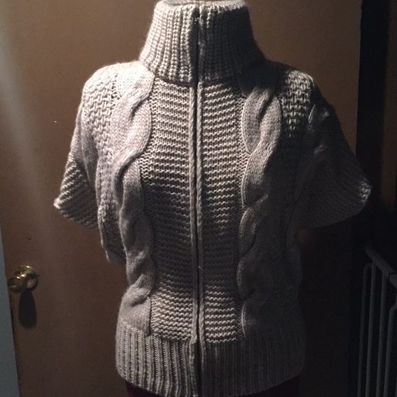 elsamanda Sweaters - Italian shirt sleeved cardigan sweater